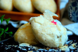 Old-fashioned Five-core Moon Cakes recipe