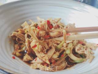 Spicy Chicken Shredded with Cold Sauce recipe