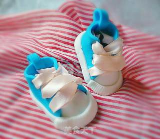 Fondant Baby Shoes recipe