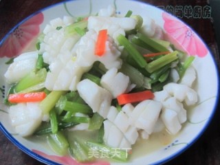 Stir-fried Cuttlefish with Celery recipe