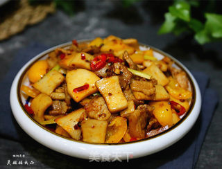 Spicy Pork Belly Stir-fried King Pleurotus recipe