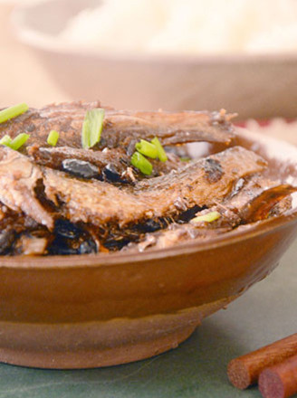 Liuyang Spicy Hot-roasted Fish in Douchi: Weishan Commune Liuyang Cuisine recipe