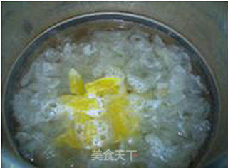 Wolfberry Pineapple Tremella Sweet Soup recipe