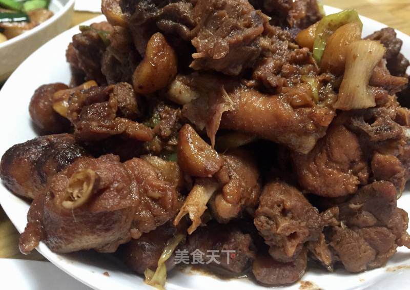 Braised Chestnut Chicken with Zhuhou Sauce