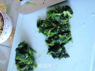 Spinach with Sesame Sauce recipe