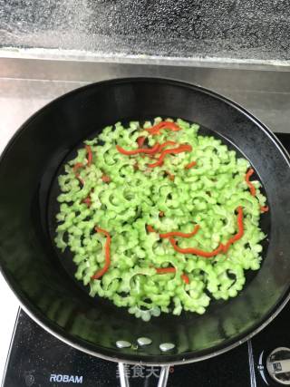 Cold Bitter Gourd recipe