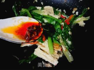 Stir-fried Yuba with Lettuce and Vegetables recipe