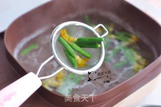 Fried Instant Crab Sticks with Cucumber Flower recipe