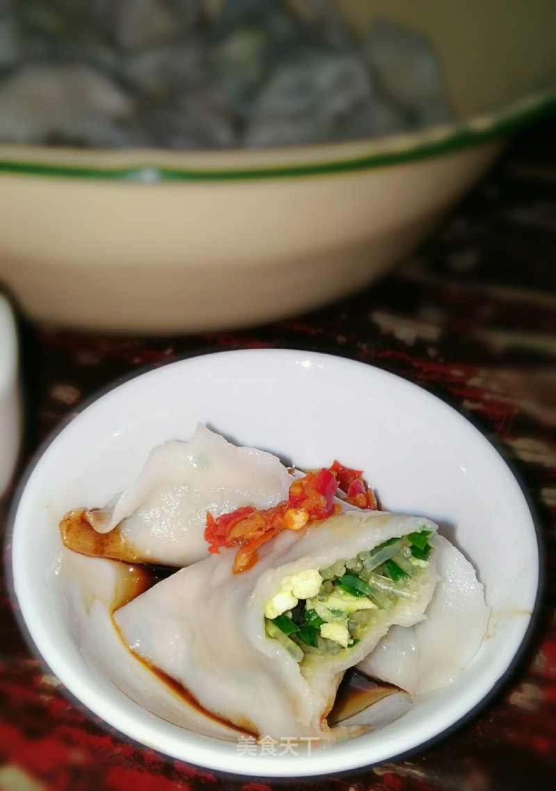 Leek, Egg and Shrimp Skin Dumplings