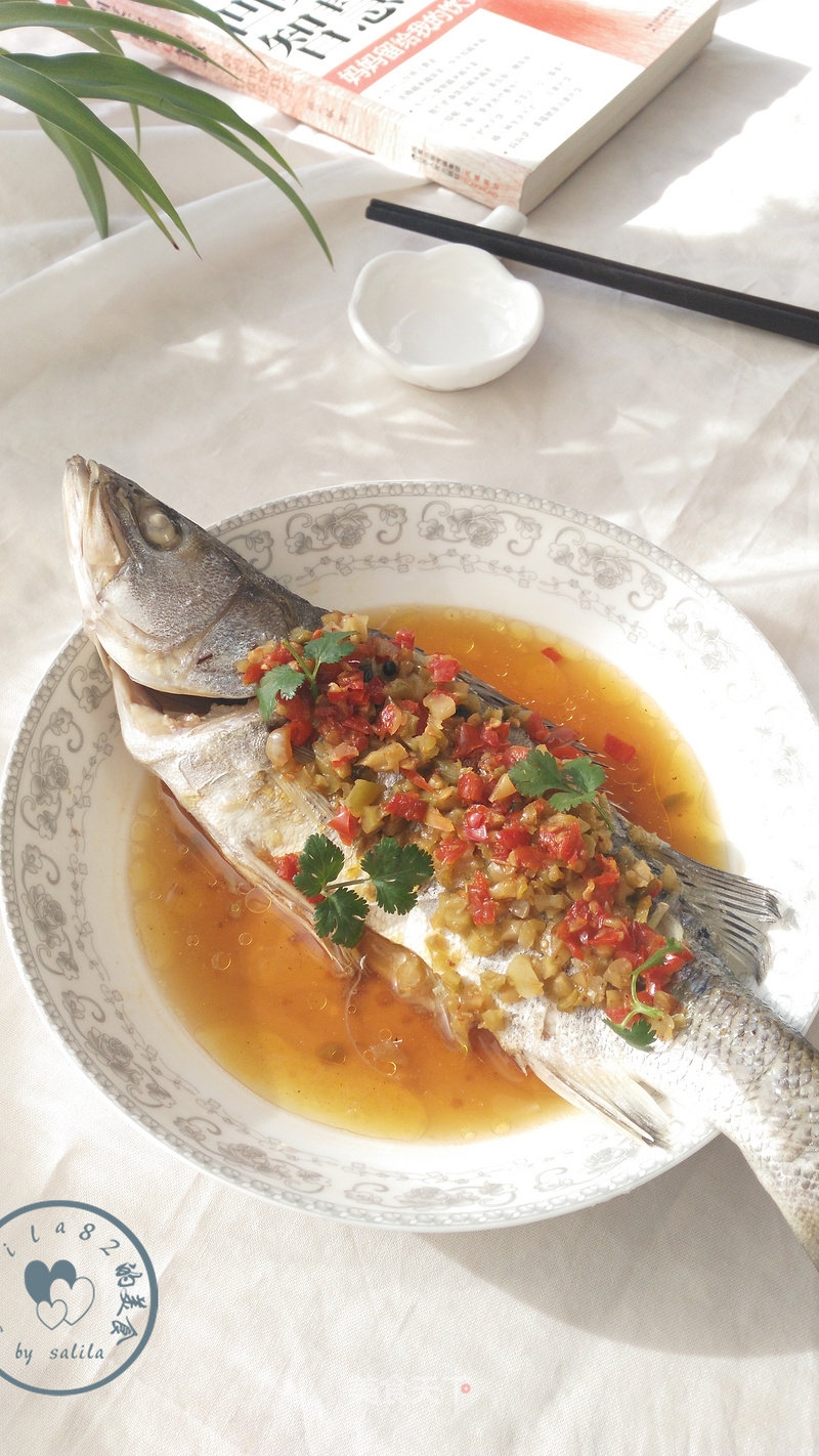 Steamed Sea Bass with Chopped Pepper and Mustard recipe