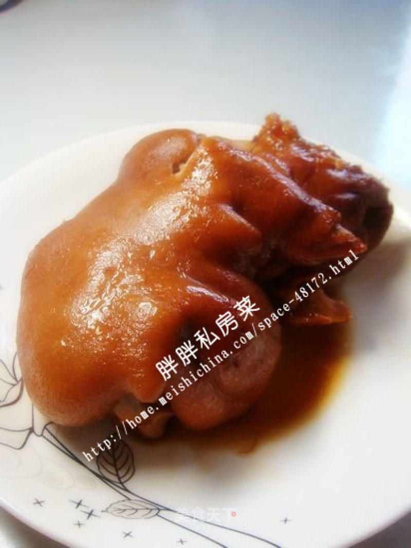 Homemade Braised Pork Knuckles recipe