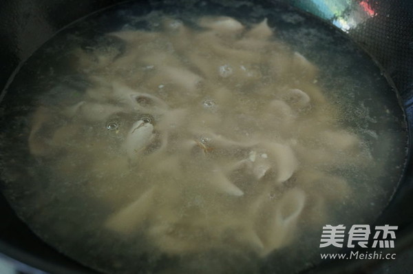 Sauerkraut Pork Intestine Soup recipe