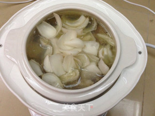 [pork Belly Lily Soup] recipe