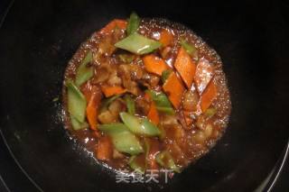 Twice-cooked Pork Topped with Butterfly Noodles recipe