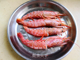 Fried Prawns with Wild Garlic recipe