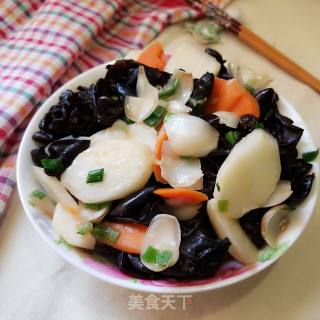 Stir-fried Fungus with Fresh Lily and Yam recipe