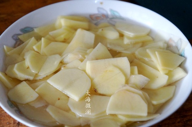 Fried Potato Chips with Green Peppers recipe