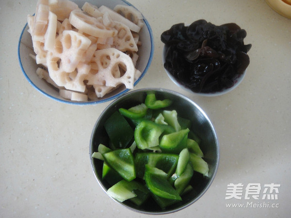 Lotus Root and Sweet Pepper Pork Slices recipe