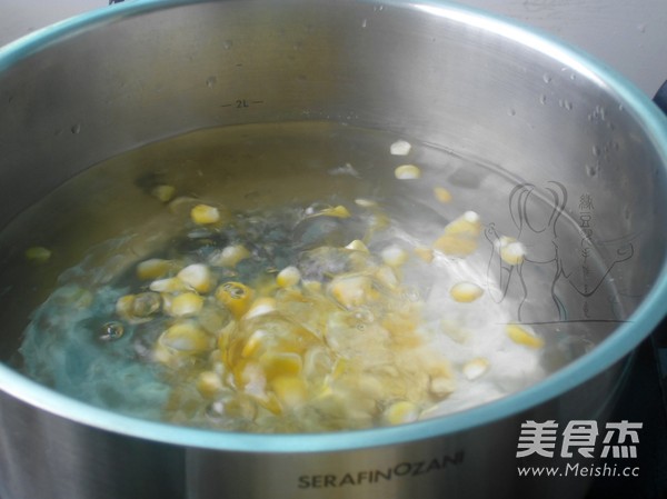 Egg Tremella Corn Soup recipe