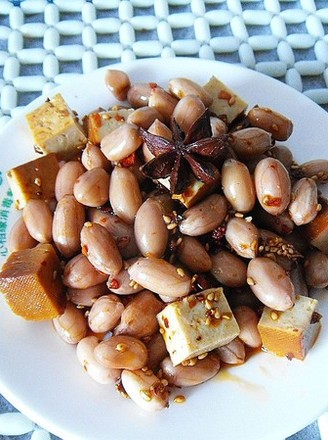 Peanuts Mixed with Dried Tofu recipe