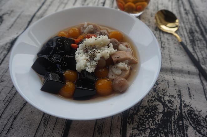 Biting Tea-longan Lotus Root and Taro Jelly recipe