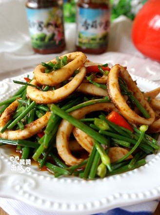 Stir-fried Squid Rings with Leek and Moss recipe