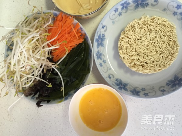 Fresh Vegetable Noodles recipe