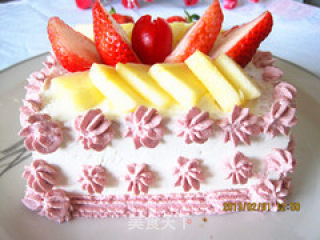 A Creamy Fruit Cake for Kids recipe