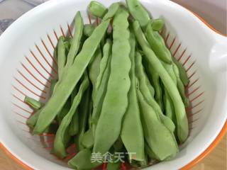 Braised Kidney Beans with Ribs recipe