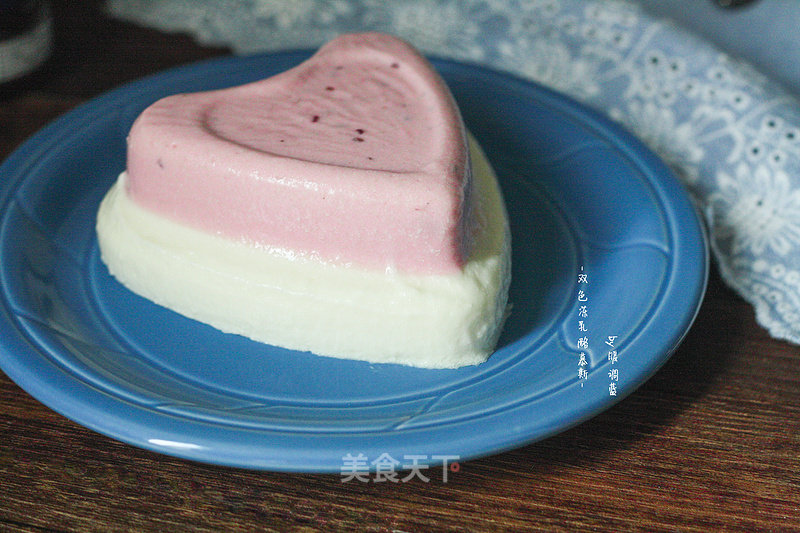 Two-color Heart-shaped Frozen Cheesecake recipe