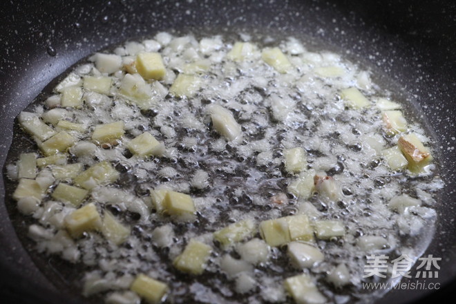 Fish-flavored Eggplant Pot recipe