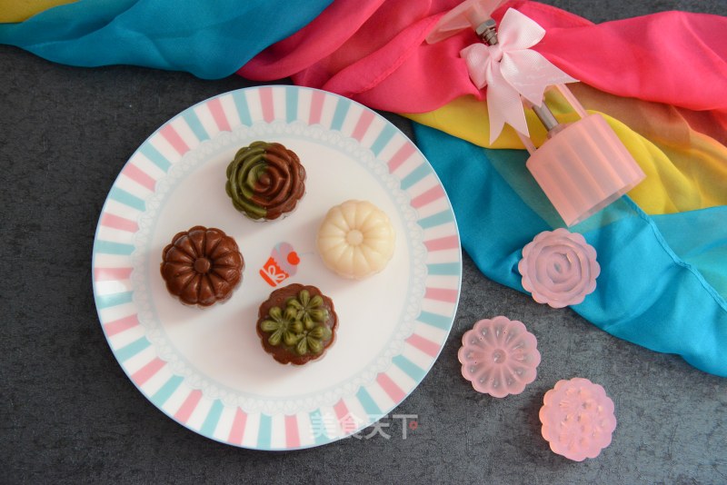 Three-color Snowy Mooncakes recipe