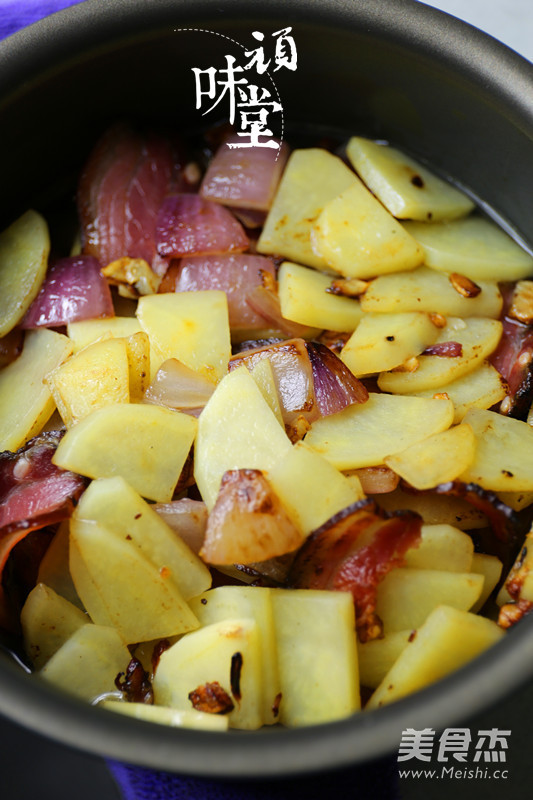 Braised Rice with Potatoes and Bacon recipe