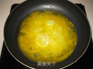 Scrambled Eggs with Onions recipe