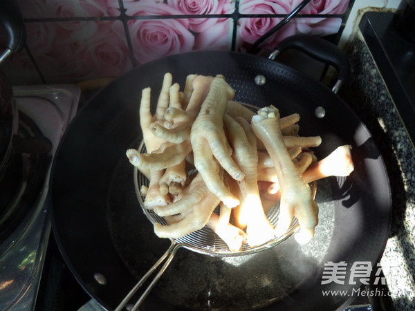 Braised Chicken Feet recipe