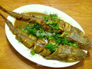 Braised Braided Fish in Sauce recipe