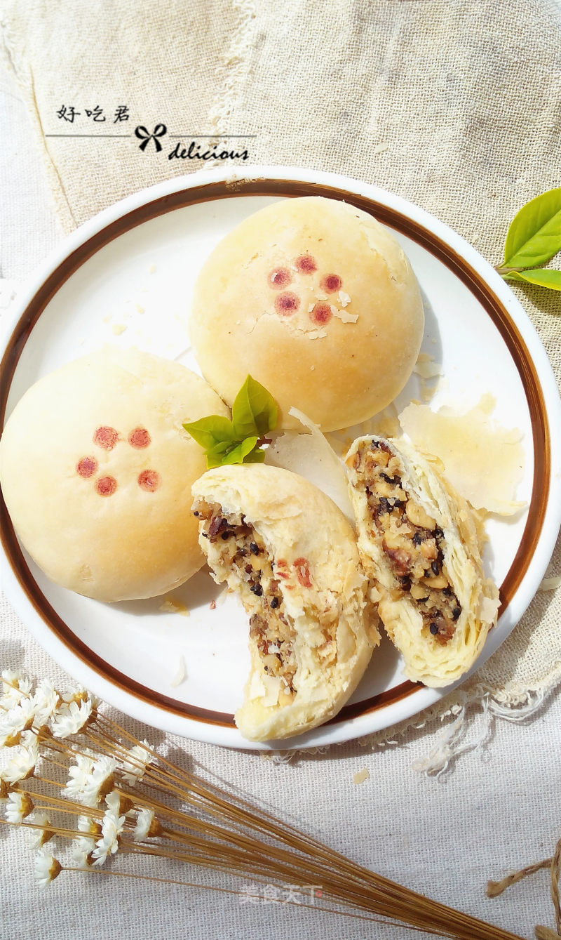 #四session Baking Contest and It's Love to Eat Festival#salt and Pepper Soviet Mooncakes recipe