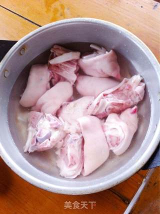 Rock Sugar Pork Knuckle recipe