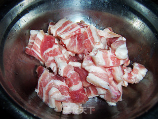 A Good Partner for Autumn Food Supplements---roasted Pork Belly with Radish recipe