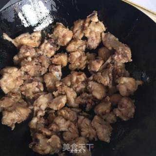 Northeast Random Stew (chicken Stewed Mushrooms, Vermicelli, Potatoes and Yam) recipe