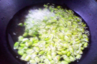 Stir-fried Green Peas with Dried Vegetables recipe