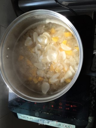 Sweet Potato Lily Tremella recipe