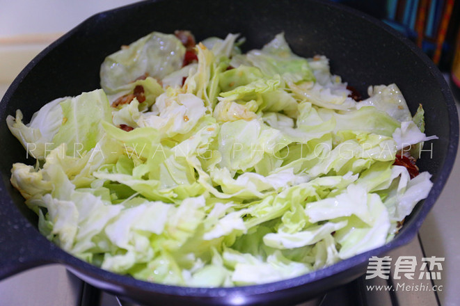 Home-cooked Shredded Cabbage recipe