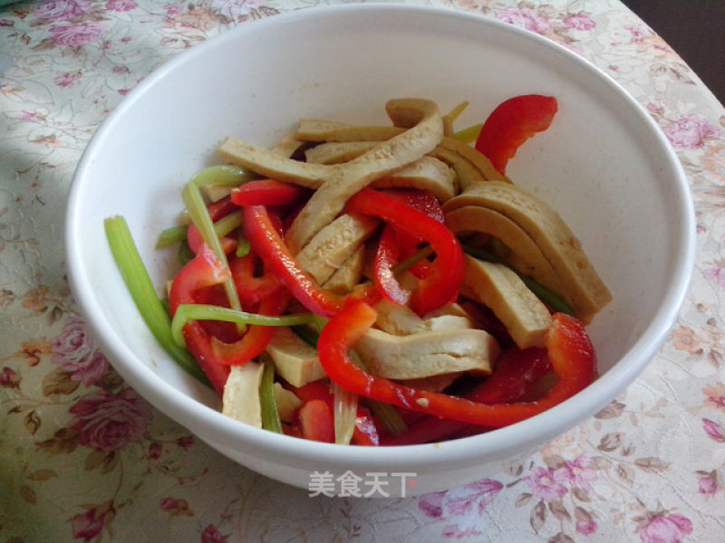 Celery Mixed with Tofu recipe