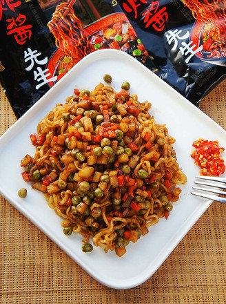 #中卓炸酱面# Stir-fried Instant Noodles with Mixed Vegetables recipe
