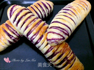 Caterpillar Purple Sweet Potato Bread recipe