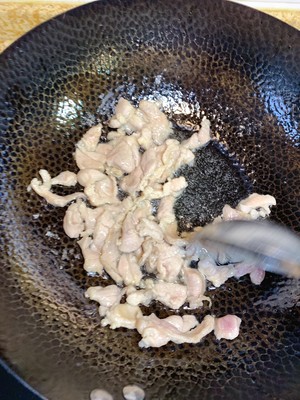 Stir-fried Mushrooms with Sliced Pork recipe