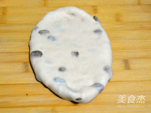 Dried Fruit Soft European Buns for The First Try recipe