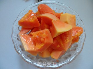 Papaya Crucian Carp Soup recipe