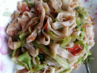 Fried Noodles with Round Cabbage recipe